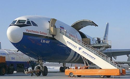 Авиаперевозка грузов в Южно-Сахалинск самолетом